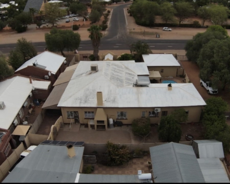 7 Bedroom Property for Sale in Middelpos Northern Cape